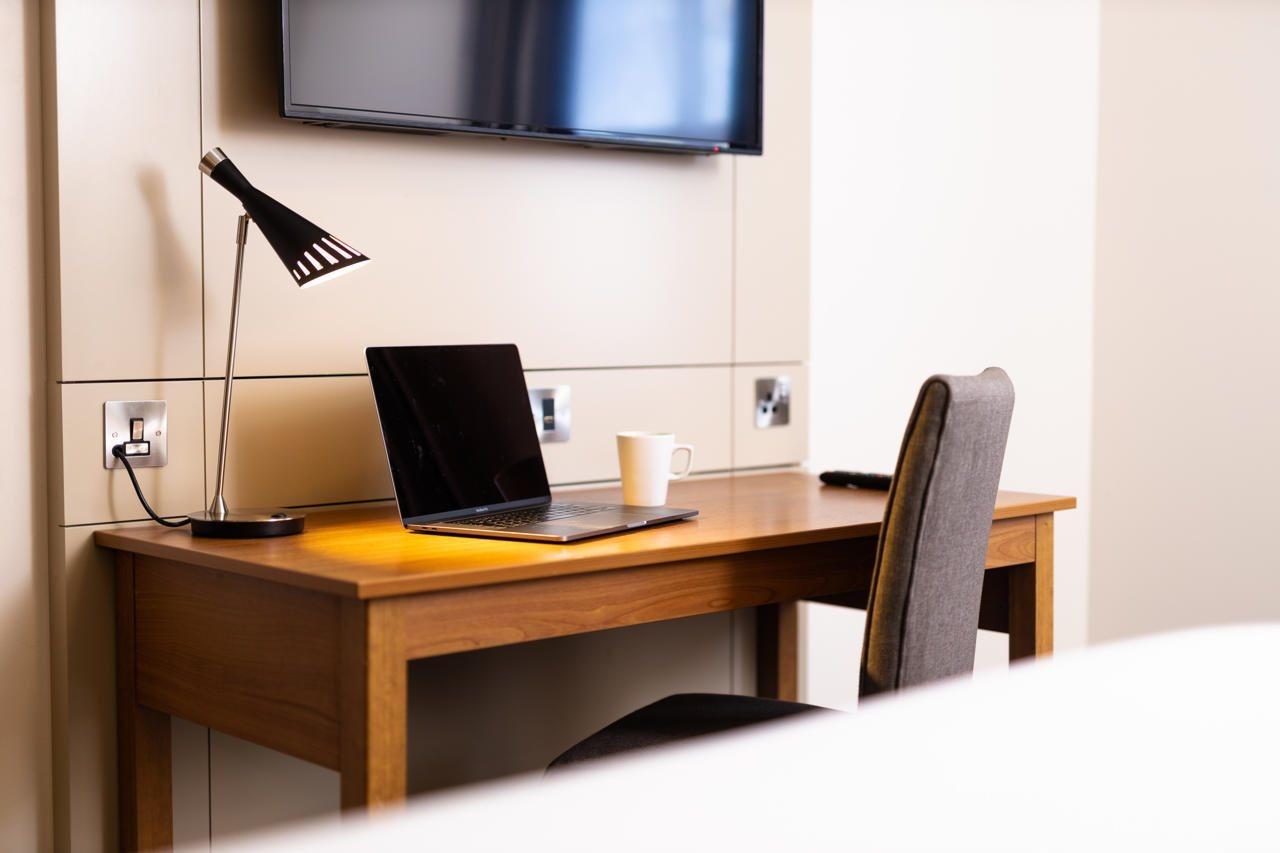 Ibis Coleraine Riverside Экстерьер фото