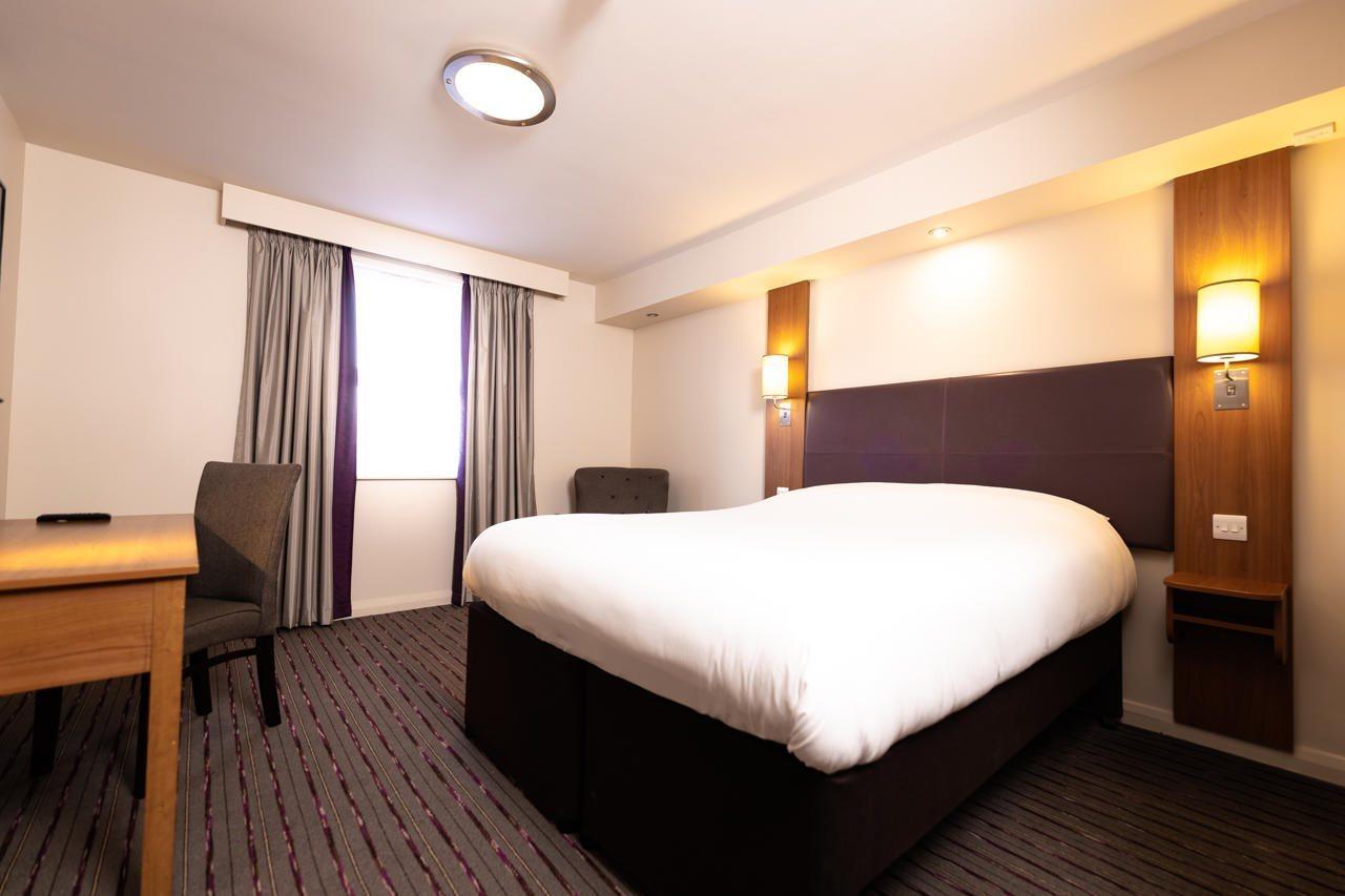 Ibis Coleraine Riverside Экстерьер фото