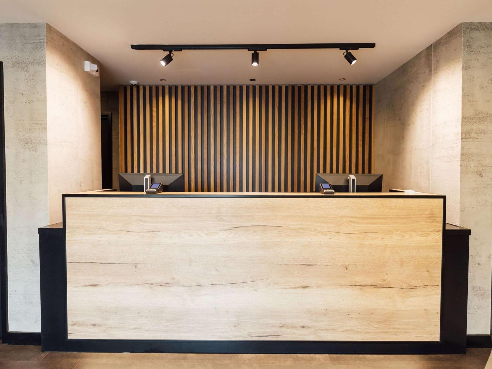 Ibis Coleraine Riverside Экстерьер фото